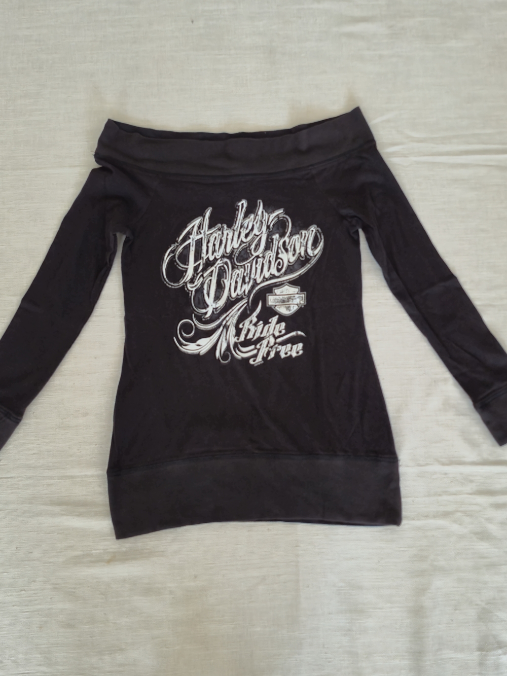 Harley-Davidson Black Long Sleeve Off-Shoulder Top with White Script, Small